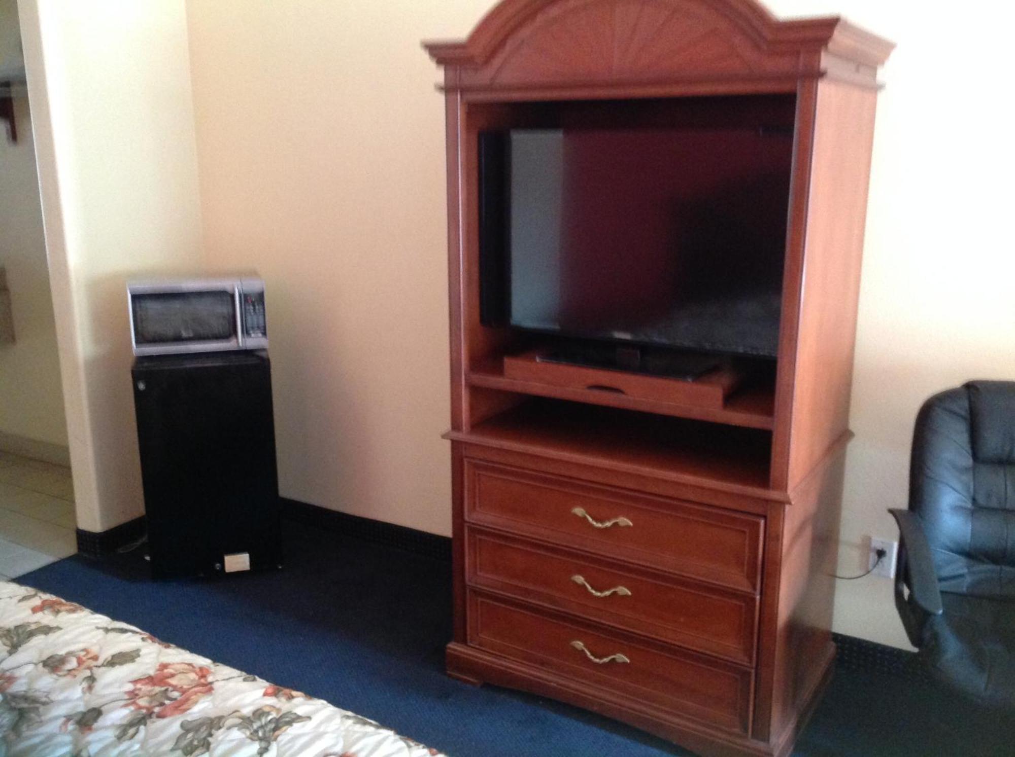 Executive Inn&Suites Shepherd Extérieur photo