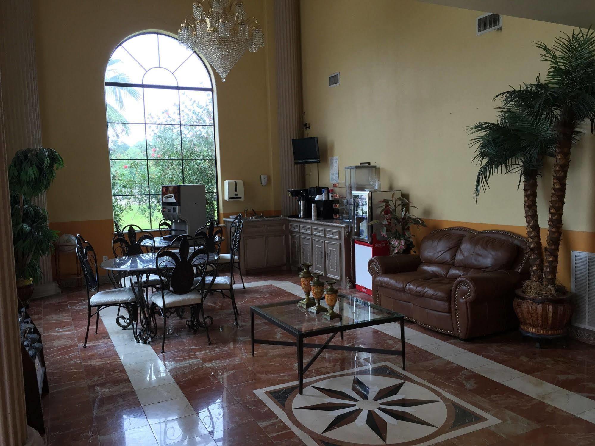 Executive Inn&Suites Shepherd Extérieur photo